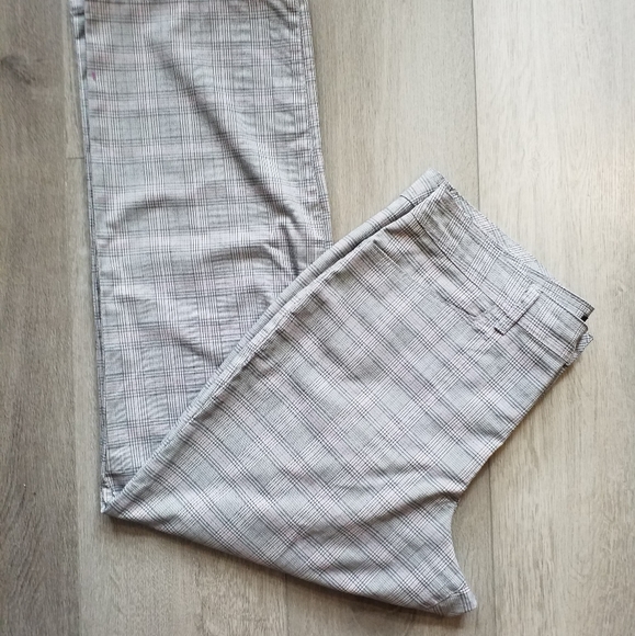 Gloria Vanderbilt gray plaid dress slacks size 18 - Picture 3 of 15